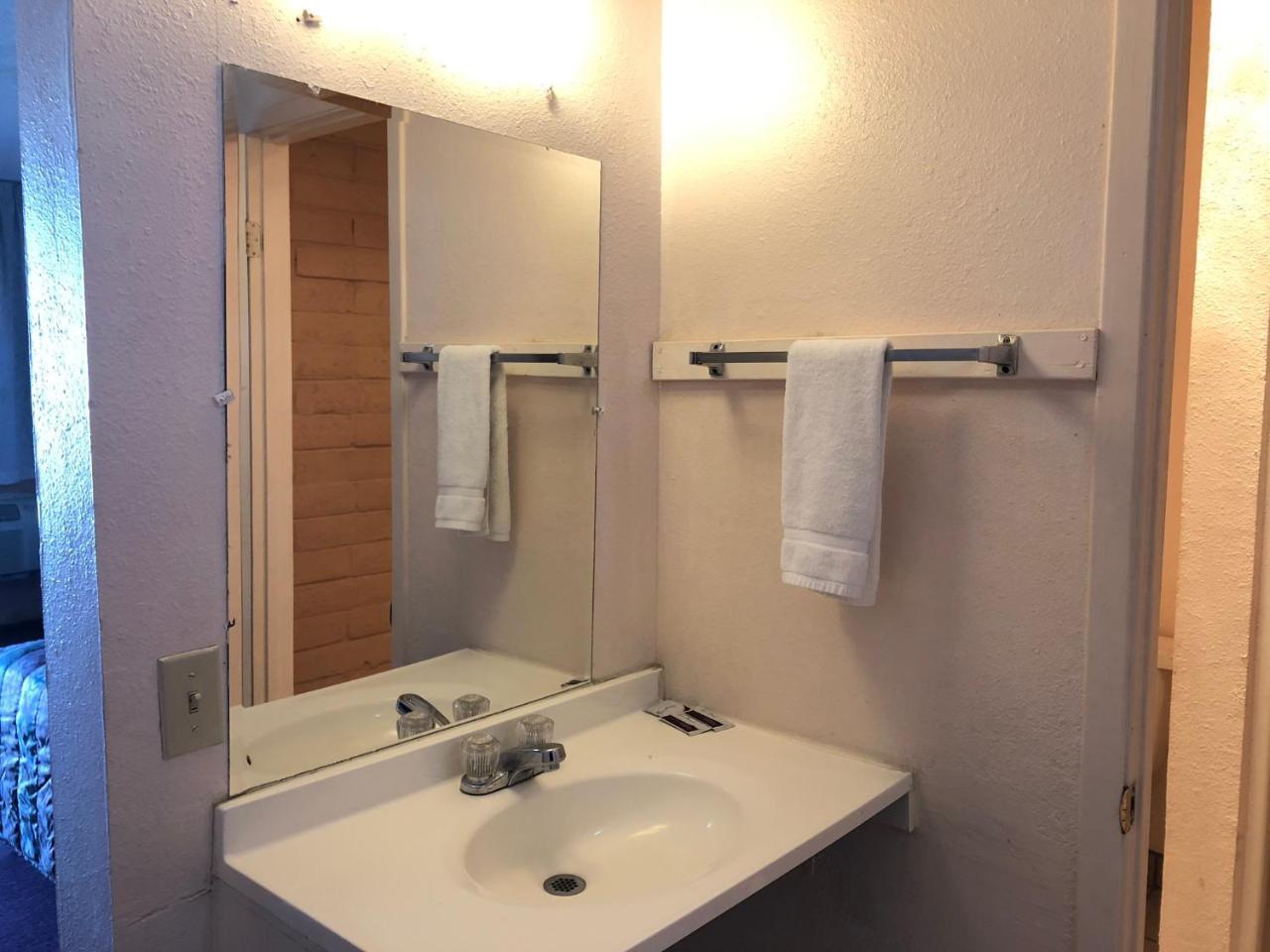 Deluxe Inn Motel Sparks Екстер'єр фото